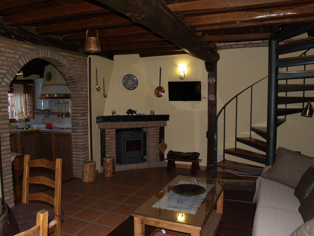 La Casa Del Vado Guest House Hervás Екстериор снимка